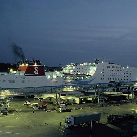 Hotel Am Schwedenkai Kiel Dış mekan fotoğraf