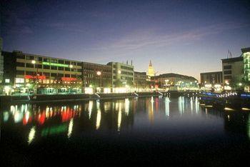 Hotel Am Schwedenkai Kiel Dış mekan fotoğraf