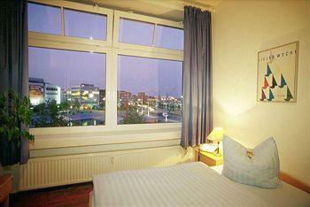Hotel Am Schwedenkai Kiel Dış mekan fotoğraf